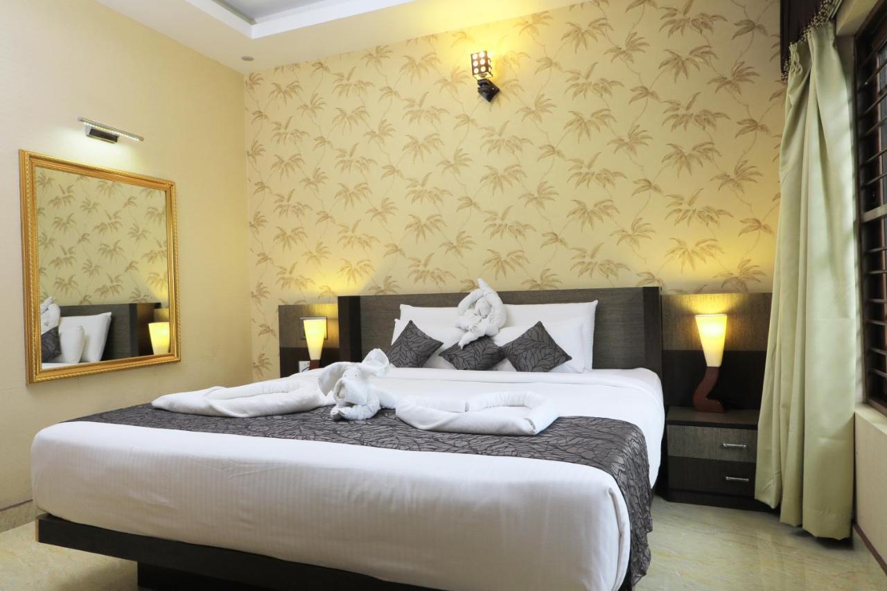מייזור Jal Mahal Resort And Spa מראה חיצוני תמונה