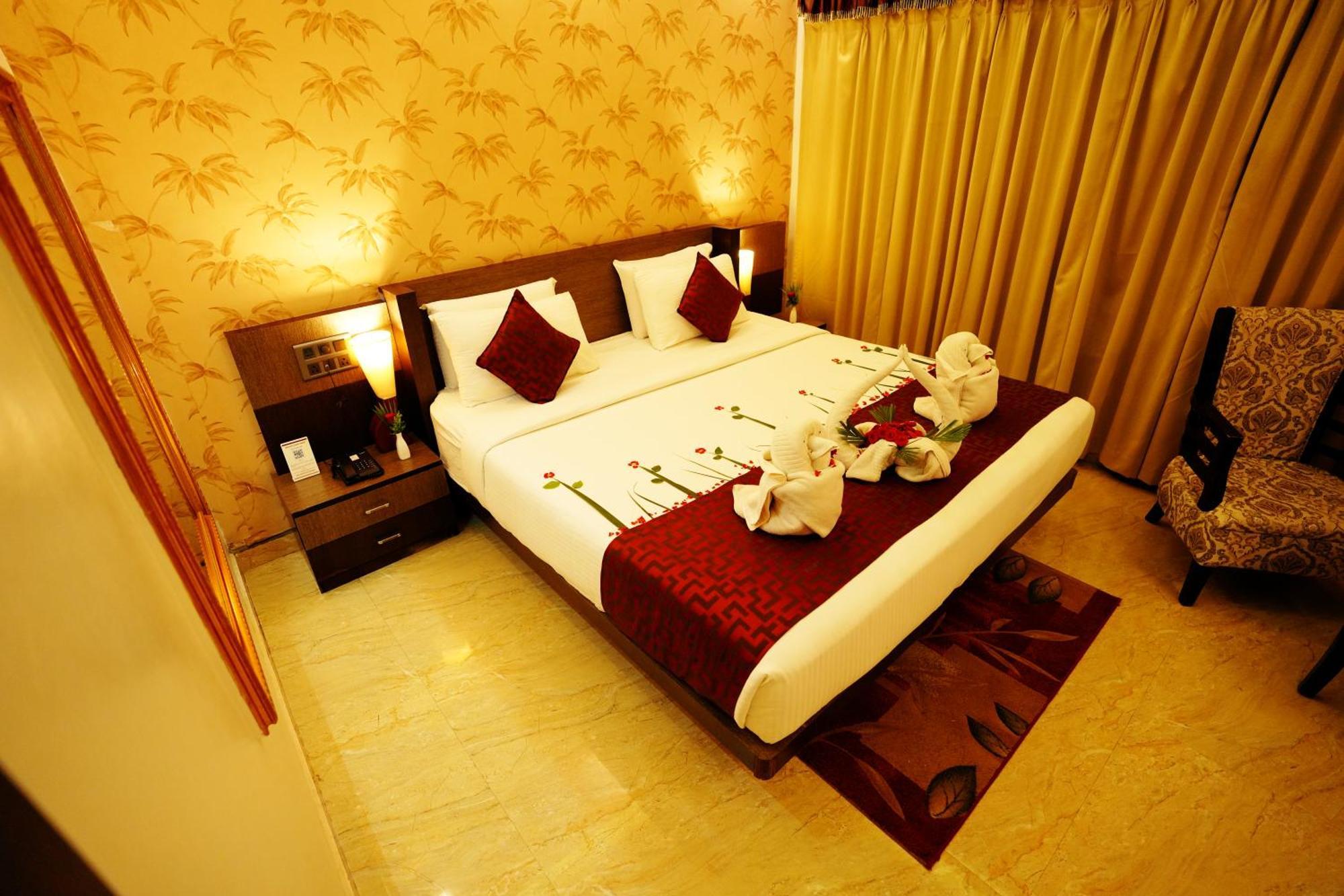 מייזור Jal Mahal Resort And Spa מראה חיצוני תמונה