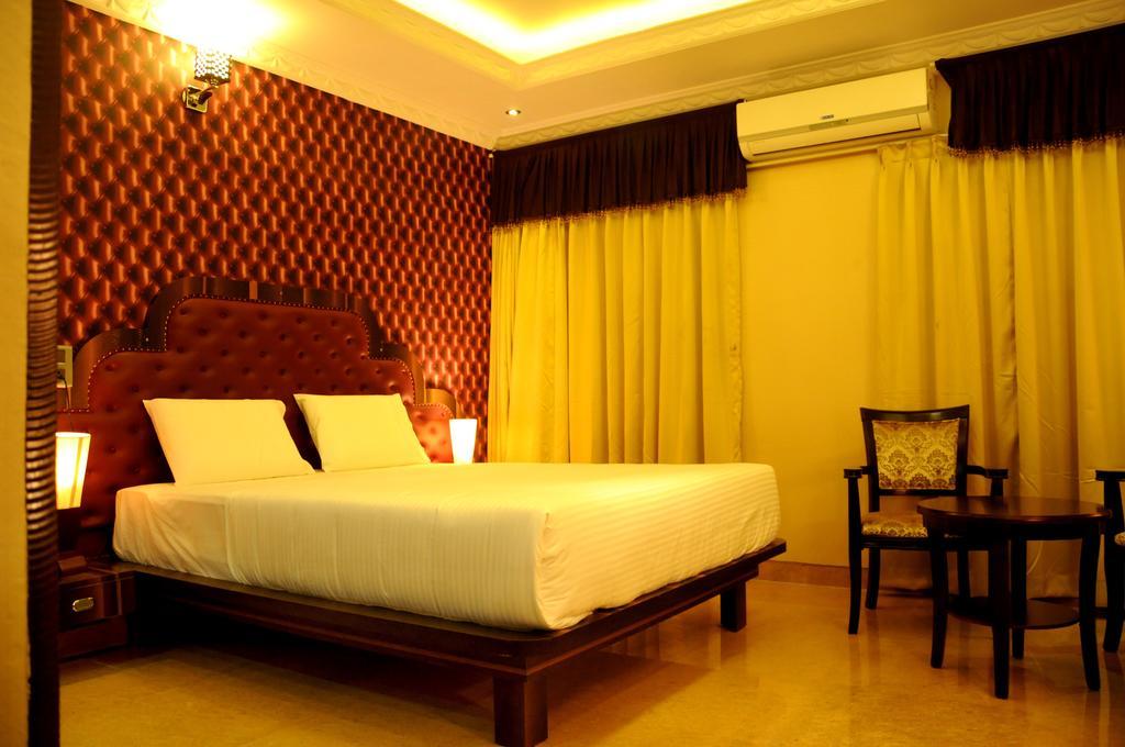 מייזור Jal Mahal Resort And Spa חדר תמונה