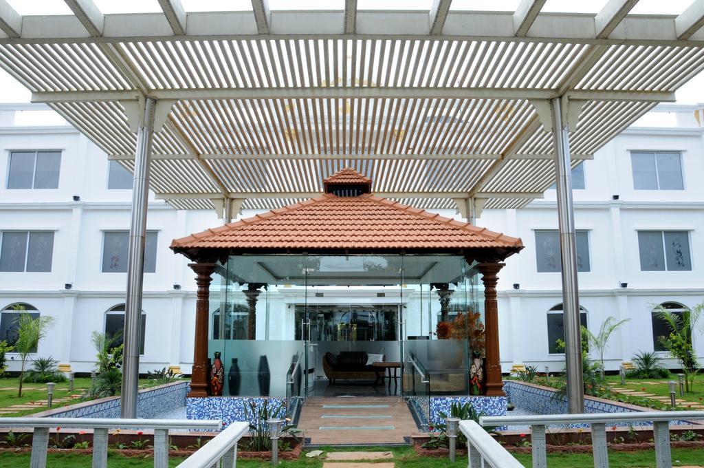 מייזור Jal Mahal Resort And Spa מראה חיצוני תמונה