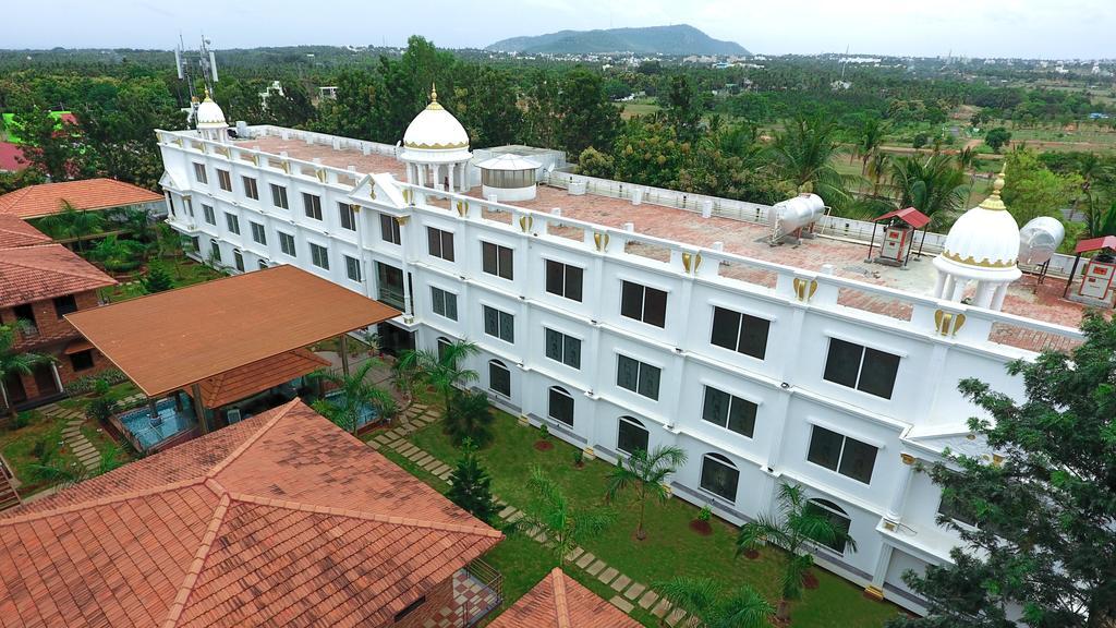 מייזור Jal Mahal Resort And Spa מראה חיצוני תמונה