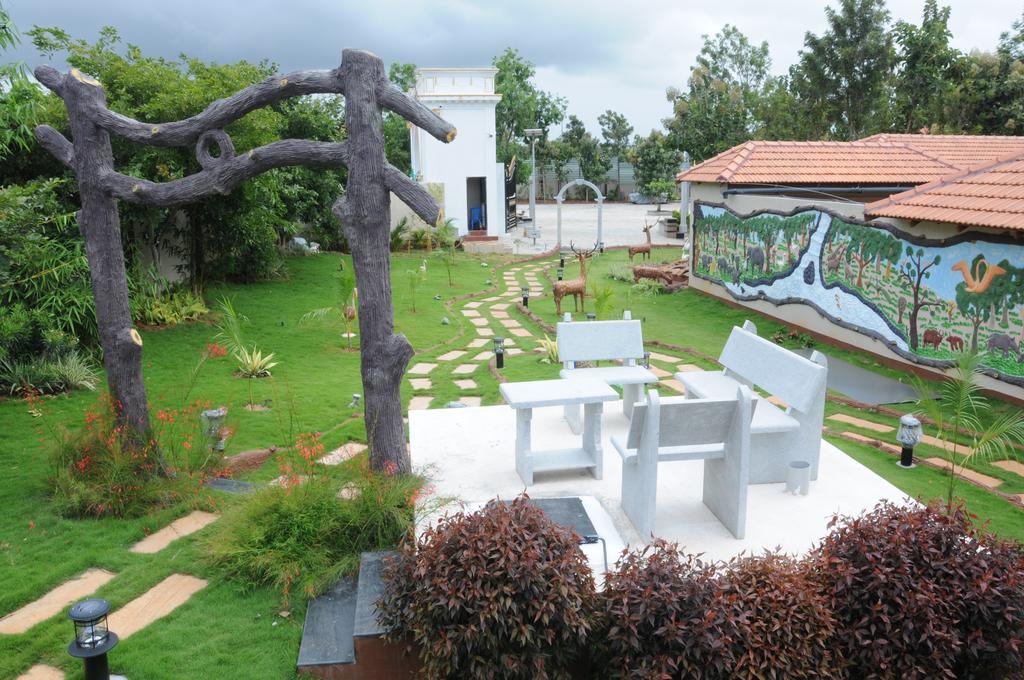 מייזור Jal Mahal Resort And Spa מראה חיצוני תמונה
