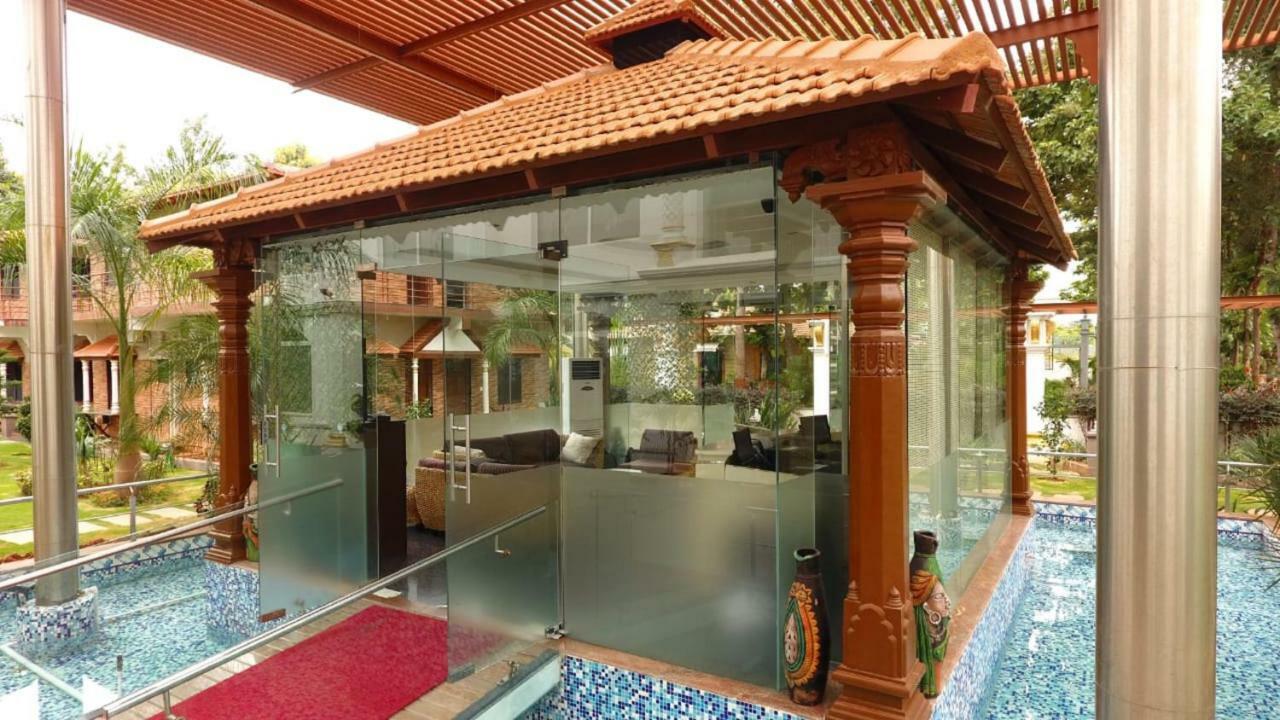 מייזור Jal Mahal Resort And Spa מראה חיצוני תמונה